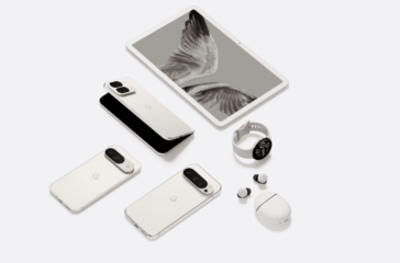 Pixel Portfolio Flat Lay 2-hellotech